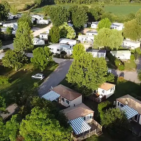 Le Village De Florine 3*